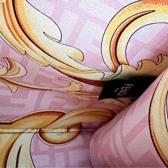 New! FENDI x VERSACE Medium Peekaboo ISEEU Vitello Nappa Fendace BaroqueSatchel - Picture 14 of 16